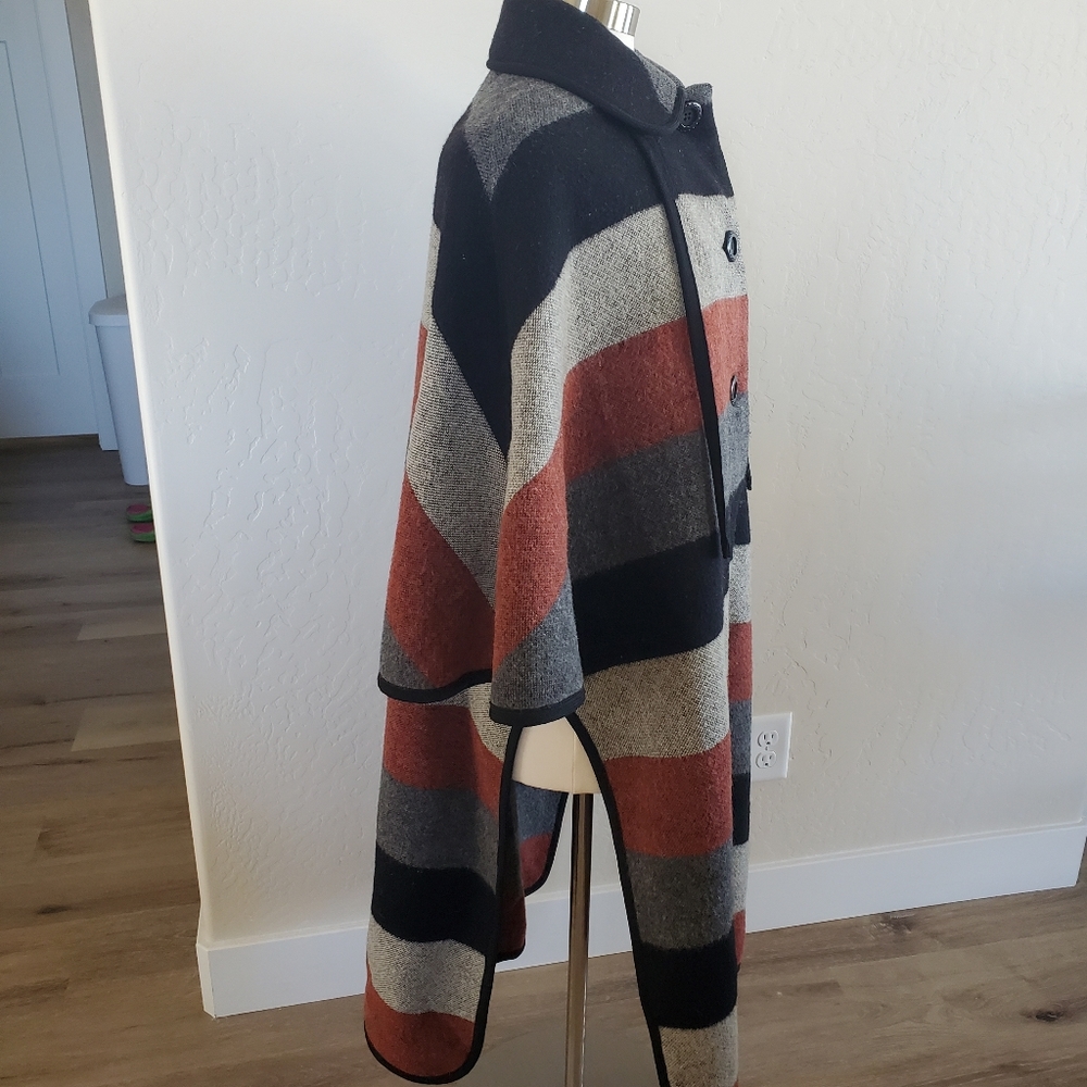 Vintage 1960's Bickler Gray and Rust Wool Blanket Cape Coat Made in England - Picture 3 of 17